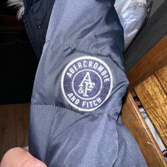 Abercrombie and Fitch. Sherpa coat misses Large navy blue - Picture 5 of 11